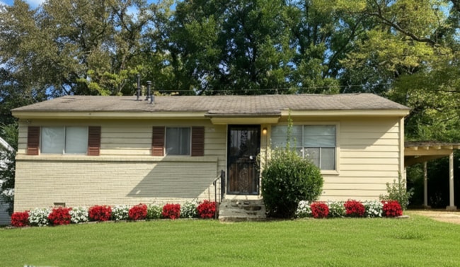 property at 648 Pawnee Ave
