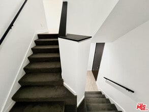 1610 Camden Ave in Los Angeles, CA - Building Photo - Building Photo