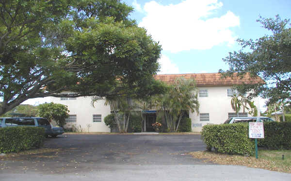 Cocoplum Apartments in Delray Beach, FL - Foto de edificio - Building Photo