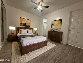 9003 W Elm St in Phoenix, AZ - Building Photo - Building Photo