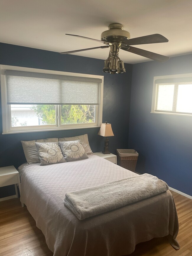 1316 Arizona St NE, Unit Corner Bedroom