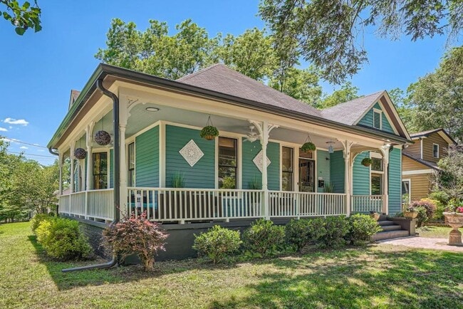 property at 964 Oglethorpe Ave SW