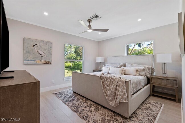 440 Kingstown Dr in Naples, FL - Foto de edificio - Building Photo