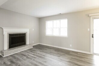 7735 Bayridge Dr in Indianapolis, IN - Building Photo - Building Photo