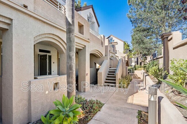 12614 Carmel Country Rd in San Diego, CA - Building Photo - Building Photo