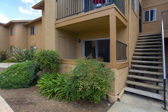 Easter Manor Apartments in El Cajon, CA - Foto de edificio - Other