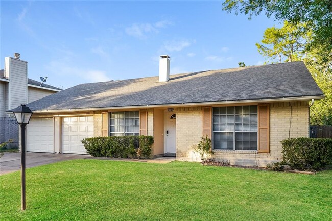 4302 Stonehenge Trail