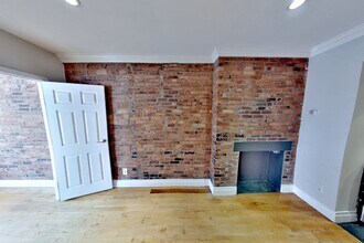 40 Avenue B in New York, NY - Foto de edificio - Building Photo