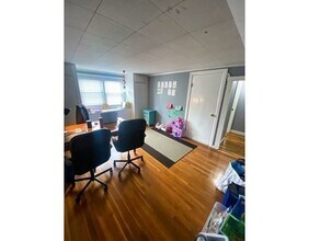 34 Boston Ave, Unit 1 in Somerville, MA - Building Photo - Building Photo