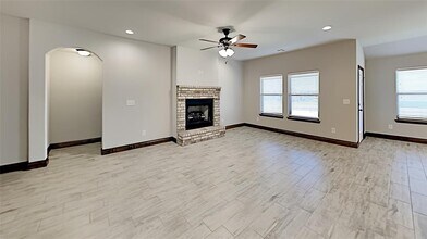 5520 Cheyenne Rd in Warr Acres, OK - Building Photo - Building Photo
