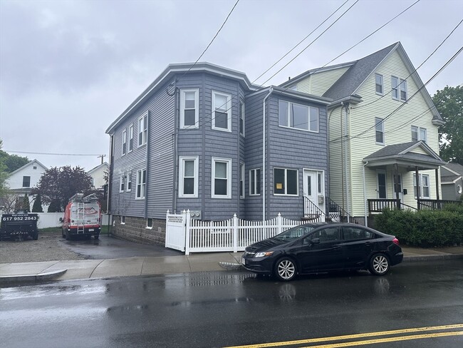 541 Washington