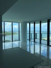 3131 NE 7th Ave-Unit -3206 in Miami, FL - Building Photo - Building Photo