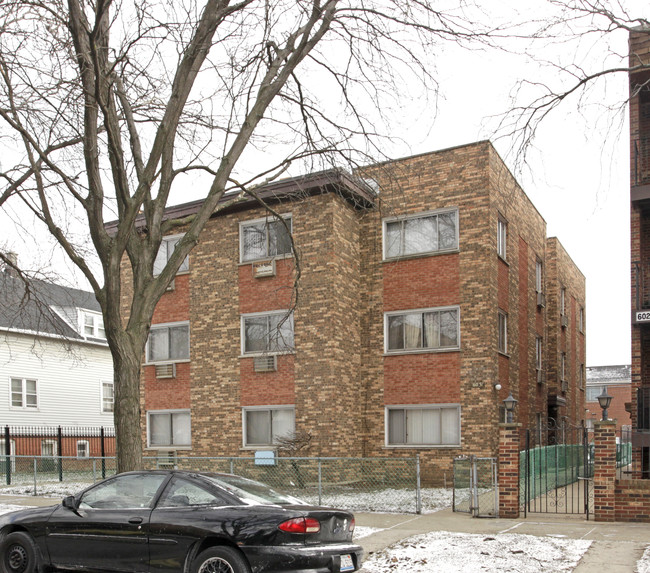 6031 N Wolcott Ave in Chicago, IL - Building Photo - Building Photo