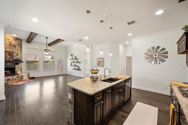 property at 1201 9th St