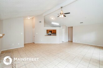 9527 Wildwood Ridge in San Antonio, TX - Foto de edificio - Building Photo