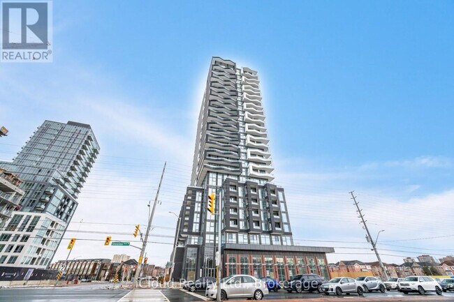 260 Malta Ave. in Brampton, ON - Building Photo - Building Photo