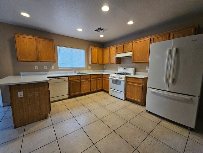 5259 Paradise Valley Ave in Las Vegas, NV - Building Photo - Building Photo