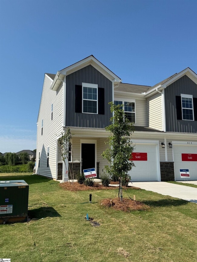 813 Powder Br Dr in Reidville, SC - Building Photo - Building Photo