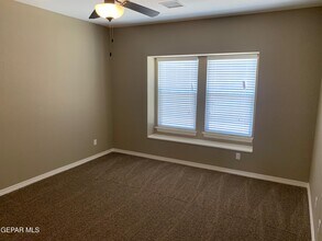 13668 Garforth Ave in Horizon City, TX - Building Photo - Building Photo