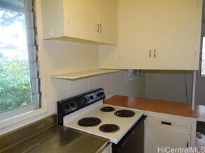 1684 Kamamalu Ave in Honolulu, HI - Building Photo - Building Photo
