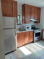 5470 Post Rd, Unit 2 in Bronx, NY - Building Photo