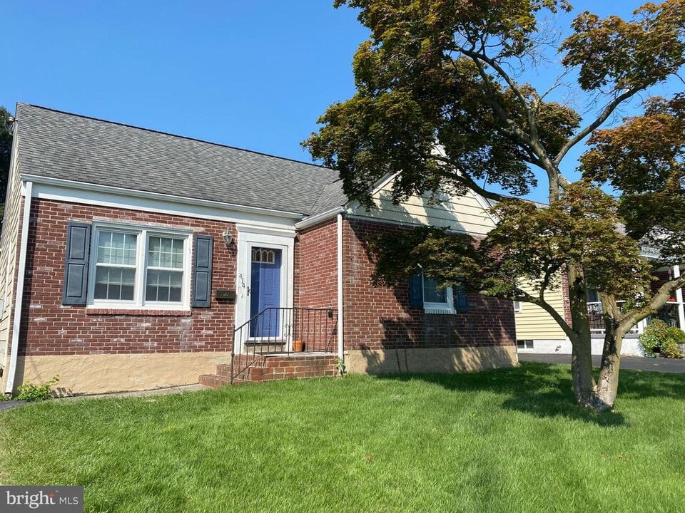 414 Becker Ave in Wilmington, DE - Building Photo