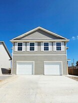 10207 Tulipwood Run in San Antonio, TX - Building Photo