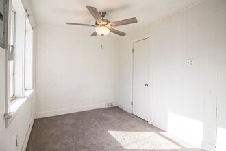 1911 21st St in Lubbock, TX - Building Photo - Building Photo