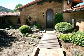 4085 Via Palo Verde Lago in Alpine, CA - Building Photo - Building Photo