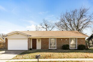 509 Southlake Dr in Forney, TX - Building Photo