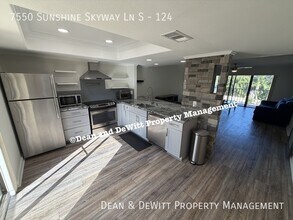 7550 Sunshine Skyway Ln S in St. Petersburg, FL - Building Photo - Building Photo