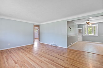 3441 Nandale Dr in Cincinnati, OH - Building Photo - Building Photo