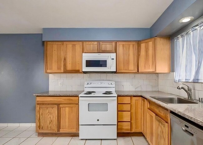 152 Smithridge Park in Reno, NV - Building Photo - Building Photo