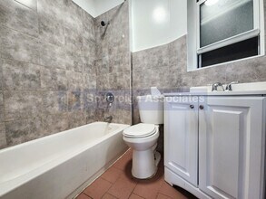 215 W 3rd St-Unit -3B in Mount Vernon, NY - Building Photo - Building Photo