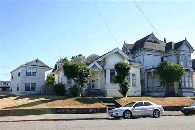 1004 D St in Eureka, CA - Building Photo