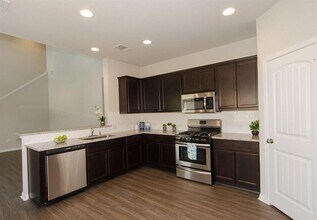 304 Otto Ave in Georgetown, TX - Building Photo - Building Photo