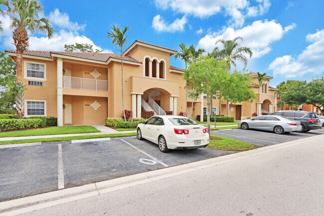 8304 Mulligan Cir