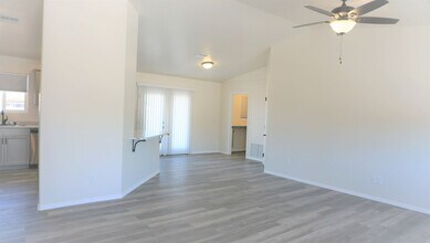 523 N Leonardo De Vinci Dr in Sierra Vista, AZ - Building Photo - Building Photo