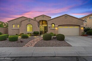 10226 E Lakeview Ave in Mesa, AZ - Building Photo