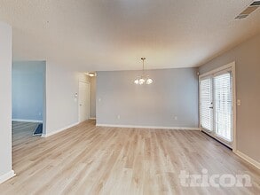 5950 Waggoner Ct in Rex, GA - Building Photo - Building Photo