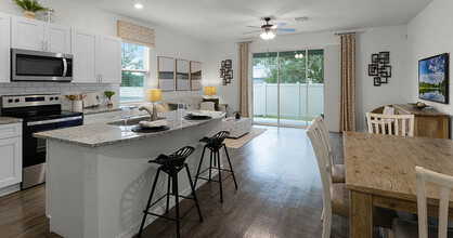 Copper Creek North Townhomes in Gibsonton, FL - Building Photo - Building Photo