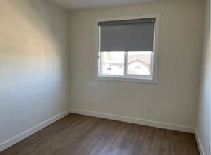 5001-5060 60 Ave in Ponoka, AB - Building Photo - Building Photo