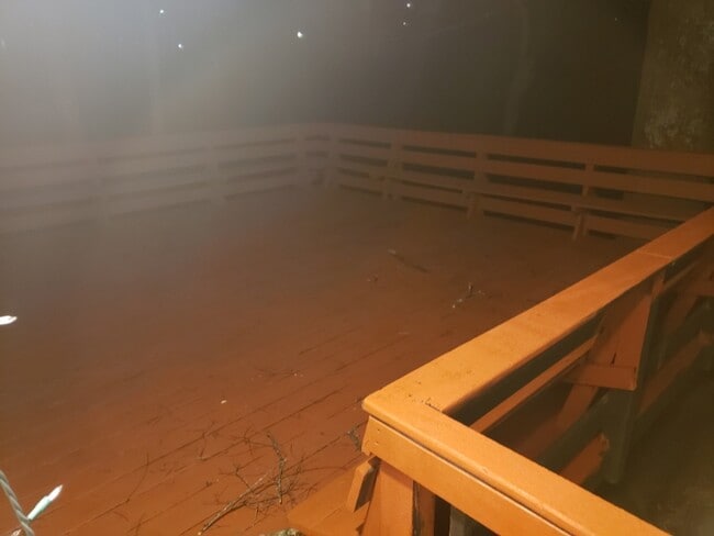 8810 Albemarle Rd in Charlotte, NC - Foto de edificio - Building Photo