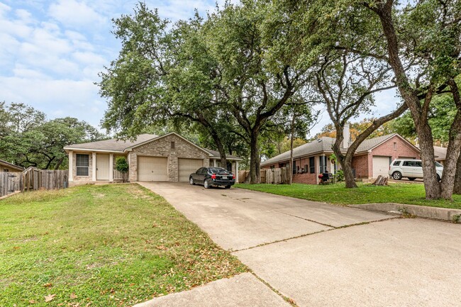 7216 Aldea Dr in Austin, TX - Foto de edificio - Building Photo