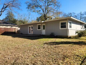 4156 Palmdale Dr in Mobile, AL - Foto de edificio - Building Photo