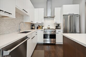 1618 N Bosworth Ave in Chicago, IL - Building Photo - Building Photo