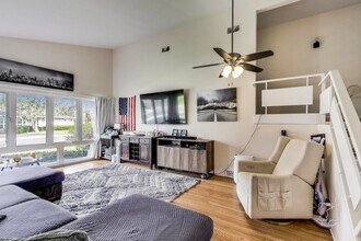 558 Mallard Ln in Deerfield, IL - Building Photo - Building Photo