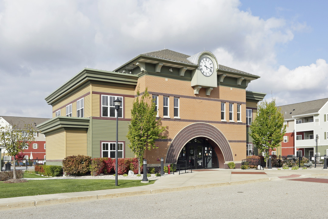 48 West Apartments in Allendale, MI - Building Photo