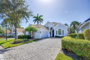 8446 Mallards Way in Naples, FL - Building Photo