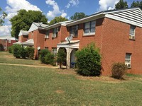 909 McMillon Ave SW in Birmingham, AL - Foto de edificio - Building Photo